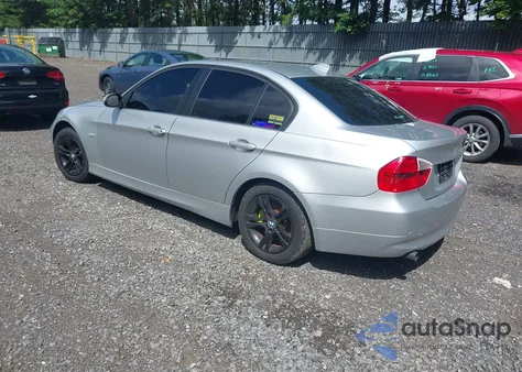 2008 BMW 328Xi из США, поврежденный, VIN WBAVC73528KP37985
